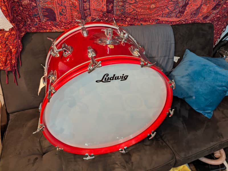 Ludwig  Super Classic Red Sparkle Bass Drum 22x14 60s image 1
