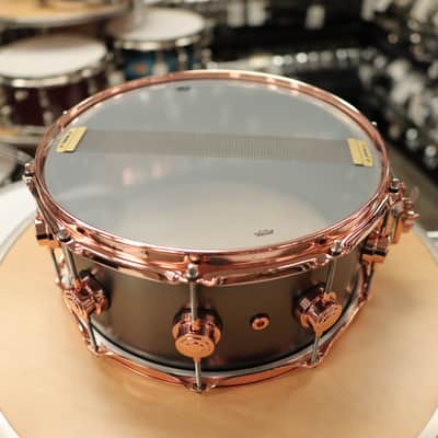 Pre-Owned DW Collector's Series 6.5x14" Satin Black Over Brass Snare Drum w/ Copper Hardware image 7