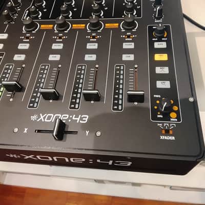 Allen & Heath XONE:43 4+1 Channel DJ Scratch Mixer - Black image 9