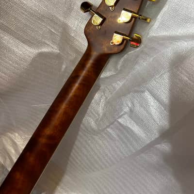Mint Ovation Celebrity Deluxe E-Acoustic Guitar CDX40-PB - Vintage Peach Burst Satin image 5