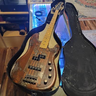 Vintage Black Chipboard Offset Electric Bass Guitar Case - 1960s? 1970s? Fits Fender and Ric image 9