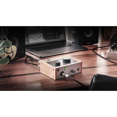 Universal Audio VOLT-176 USB Audio Interface with Audio and Music Software Suite for Professional Music Productions, Livestreams, and Podcasts on Mac, PC, iPad, and iPhone image 6