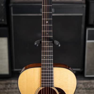 Martin 00-18 Standard Series Electric Guitar with Hardshell Case image 4