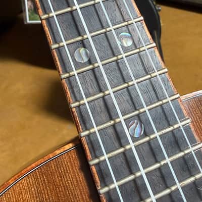 2011 Lichty T-18 Custom Tenor Ukulele – Redwood / Indian Rosewood – Abalone – HSC image 13