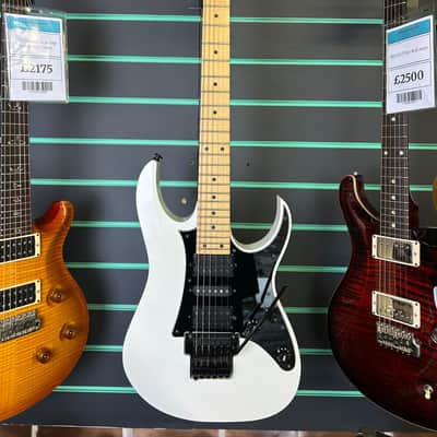 Ibanez RG550 White 2018 Electric Guitar image 2