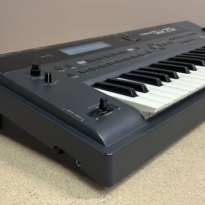 Roland DJ-70 Sampling Workstation 1992 - 1996 - Black image 6