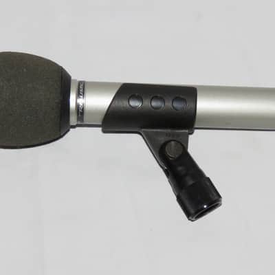 Realistic 33-1080 Electret Cardioid Small Diaphragm Condenser Microphone (w/clip & windscreen) image 2