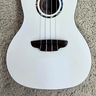 Luna Model UKE HAU C Concert Size All White Ukulele with Gig Bag image 1