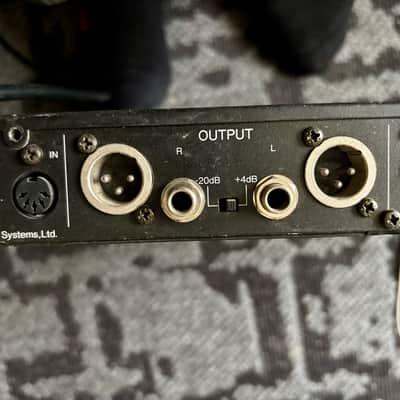 Yamaha SPX990 Professional Multi-Effect Processor 1990s - Black image 6