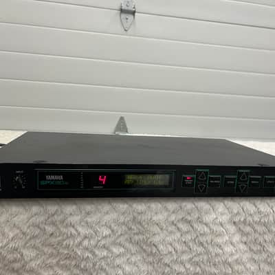 Yamaha SPX90 II | Effects | Yamaha black boxes online archive