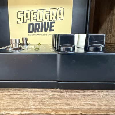 TC Electronic SpectraDrive Bass Preamp With Box 2018 - Present - Black image 3
