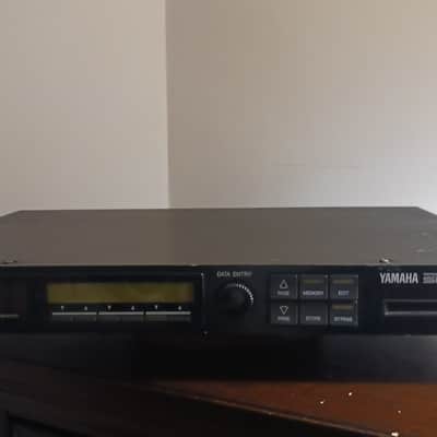 Yamaha SPX990 Professional Multi-Effect Processor 1990s - Black image 2