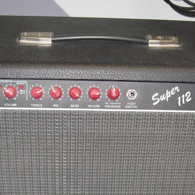 Fender Super 112 Red Knobs image 5