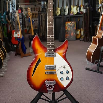 Career Rickenbacker Copy image 1
