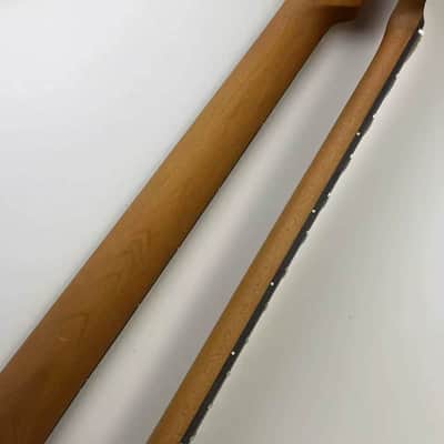Maple Wood Roasted Guitar Strat Style Neck, 21 Frets Rosewood Fingerboard image 3
