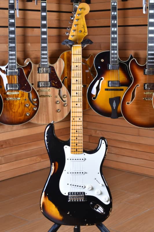 Fender Custom Shop Stratocaster 1955 Heavy Relic Aged Black over 2 Tone Sunburst 30th Anniversary #045 - Mint