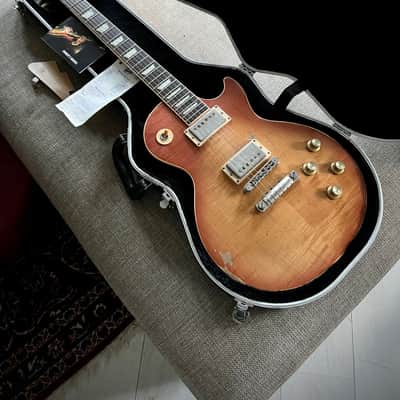 Gibson Les Paul Standard 2005 - Light Burst Relic image 9