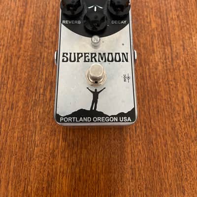 Mr. Black Supermoon Reverb | Reverb