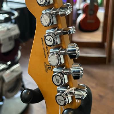 Fender Ultra II Stratocaster HSS 2024 Noble Blue #US240032783 / 8lbs. 0.03oz. image 8