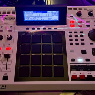 Near Mint Akai MPC2500 SE Special Edition Music Production Center W/JJOS & Extras image 2