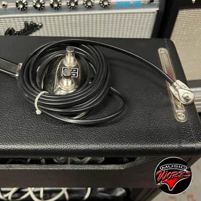 Fender   68 Twin Reverb image 11