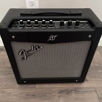 Fender Mustang I (v.2) 20W 8" Combo Guitar Amplifier With Fuse Editing Software image 15