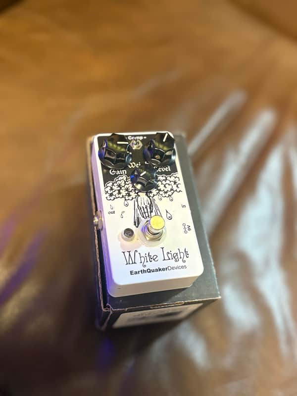 （美品）EarthQuaker Devices White Light White Light Legacy Reissue — EarthQuaker Devices
