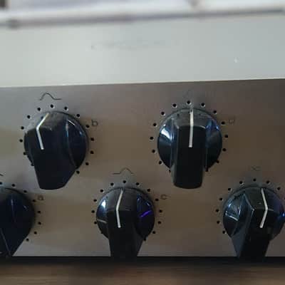 Kustom Groove 600HD 600-Watt Bass Amp Head NOS | Reverb Greece