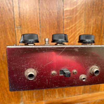 Electro-Harmonix Big Muff Pi V3 (Red & Black) 1977 - 1978 - Silver image 3