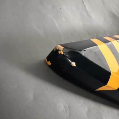 Aria Pro II ZZB Deluxe Explorer Bass Black Yellow Zebra / Tiger image 8