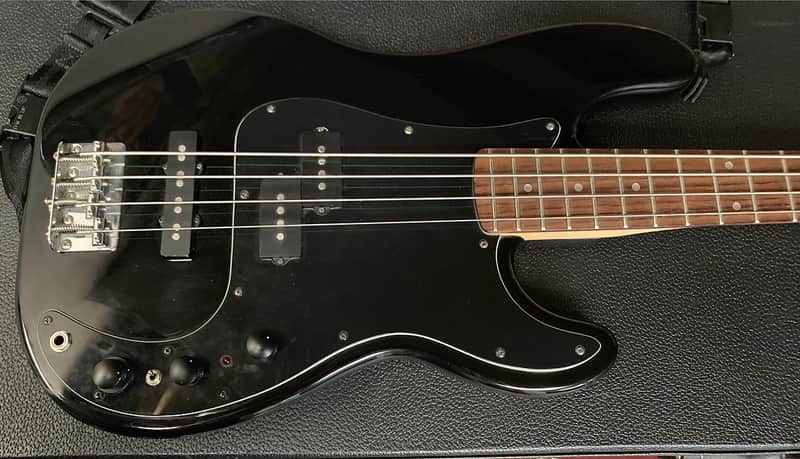 Fender "Squier Series" Standard Precision Bass Active 1992 - 1996 image 5