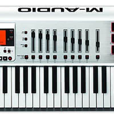 M-Audio Axiom Air 61 | Reverb