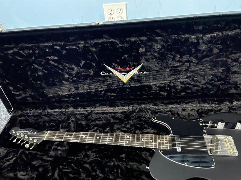 Fender Custom Shop Masterbuilt Telecaster 2010 - Flat Black image 1