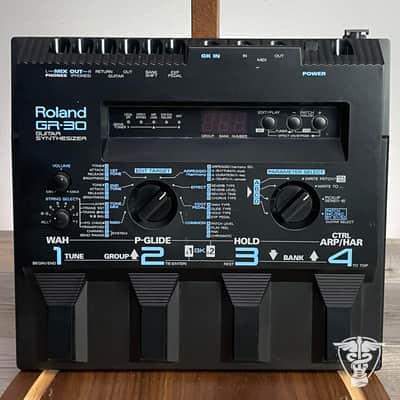 Carvin NS1 nylon guitar with Roland GR-30 Synth image 9
