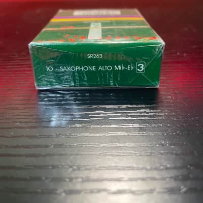 Vandoren Java Alto Saxophone Reeds (Strength 3) (New Old Stock and Unopened) (10-Pack) image 4