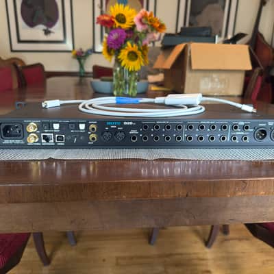 MOTU 828es 28x32 Thunderbolt and USB Audio Interface 2017 - Present - Black image 3