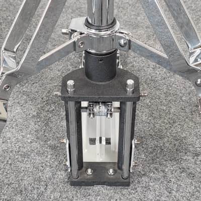 Used DW 9000 2-Leg Hi-Hat Stand - Very Good image 5