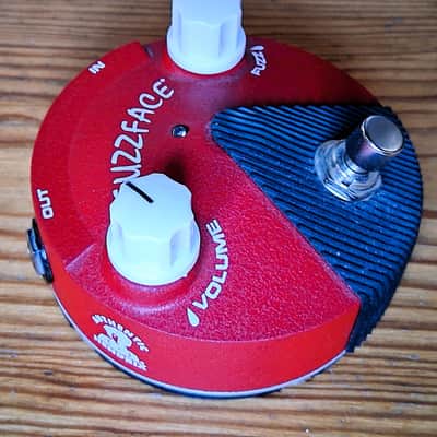 Dunlop FFM6 Band Of Gypsys Fuzz Face Mini 2015 - Present - Red image 6