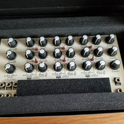 Cwejman MBC-3 Multi Band Compressor (Eggshell) image 8