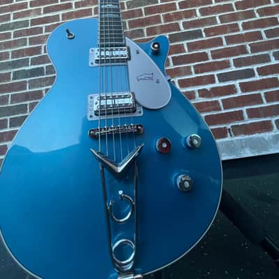 Gretsch Custom Shop Masterbuilt G6134CST Baritone Penguin NOS Lake Placid Blue With Case image 3