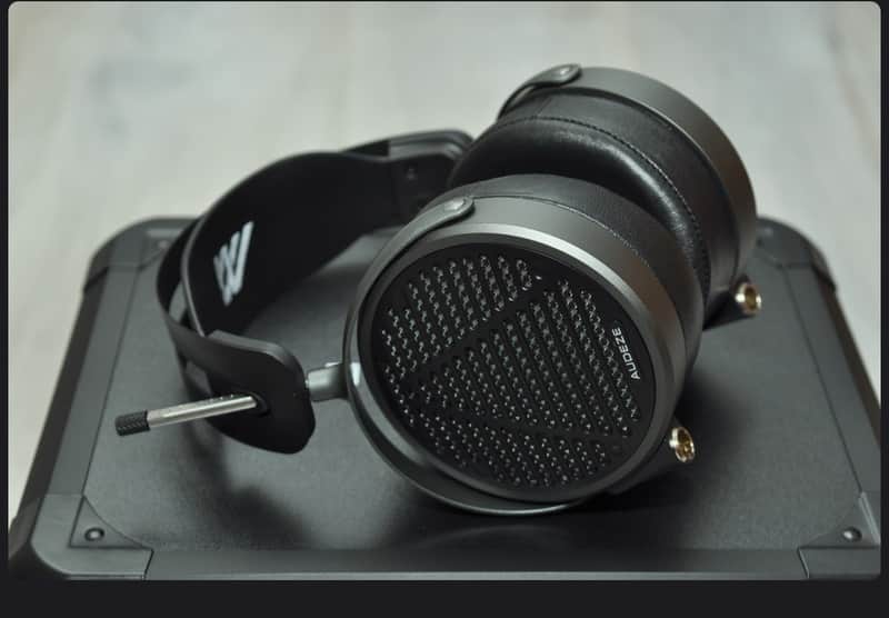 Audeze MM-500 Open Back Planar Magnetic Headphones - 18 Ohms 2022 - Present - Black image 1