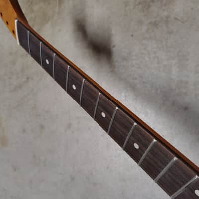 Roasted Maple Strat Neck fits fender Stratocaster body 21 frets 60s style image 3