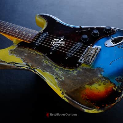 Fender Stratocaster Pelham Blue over Yellow/Sunburst Heavy Aged Relic by East Gloves Customs (RARE) image 9
