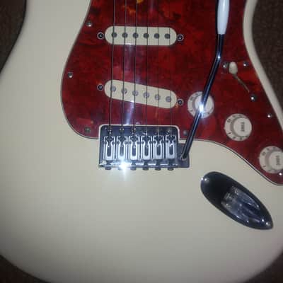 Fender® Classic Series '70s Stratocaster Electric Guitar upgraded with Gig Bag. image 2