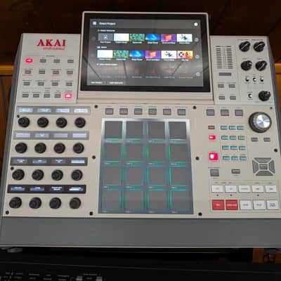 Akai Mpcx SE - Retro image 3