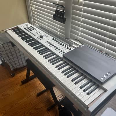 Arturia KeyLab 88 MkII MIDI Controller 2019 - Present - White