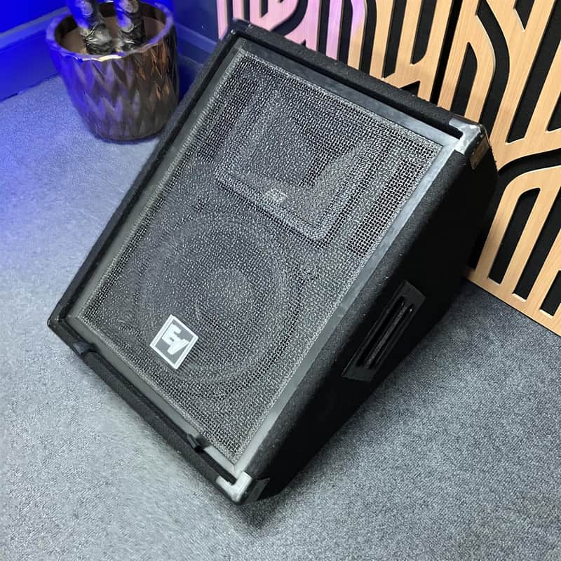 Electro-Voice EV FM-1202ER Passive 12