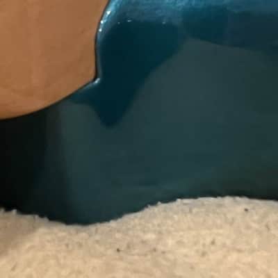 Fender American Elite Stratocaster SSS with Maple Fretboard 2016 - 2019 - Ocean Turquoise Metallic image 15