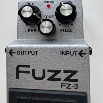 Boss FZ-3 Fuzz (Silver Label) 1997 (Original Box/ Manual) image 11
