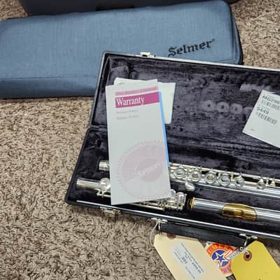 Selmer Omega flute - sterling silver, gold engraved lip plate, open hole, low B image 4
